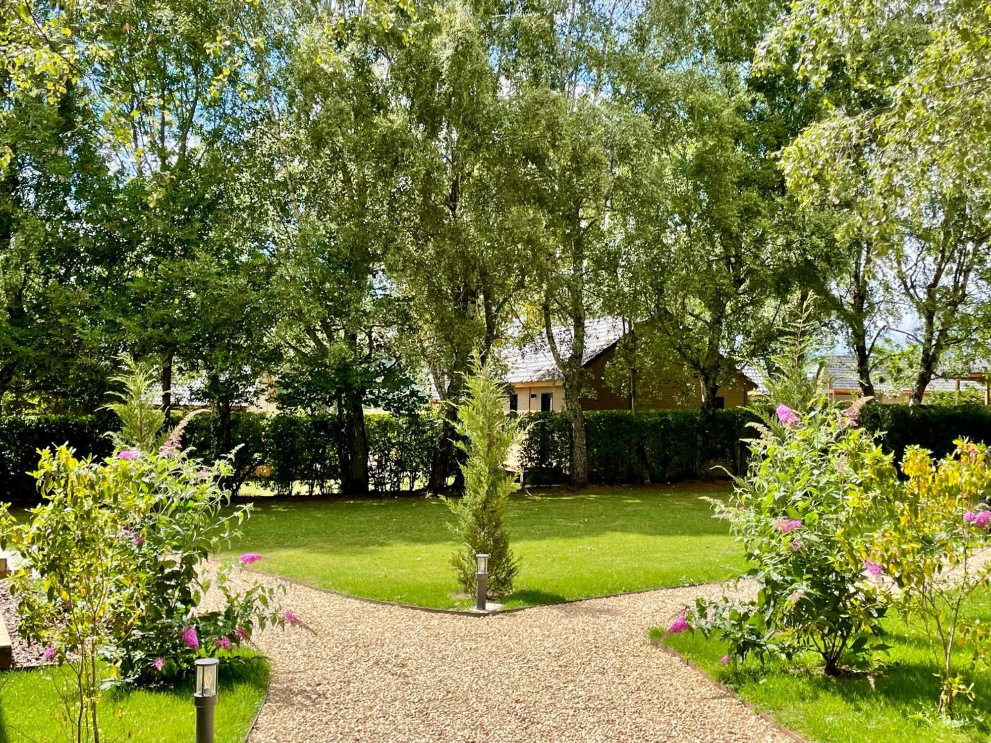 Domaine Les 2 Mondes Hotell Aydat Eksteriør bilde