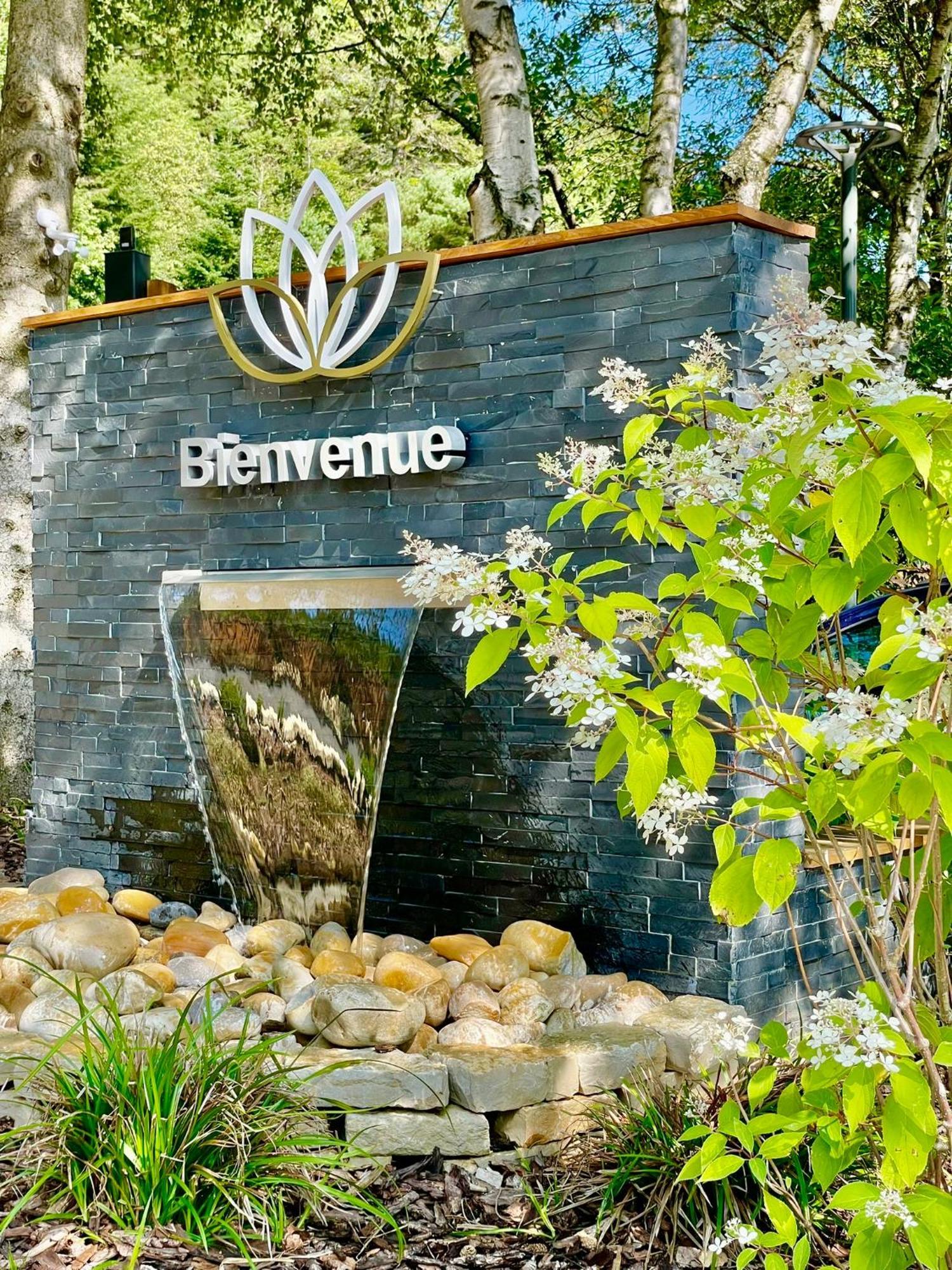Domaine Les 2 Mondes Hotell Aydat Eksteriør bilde